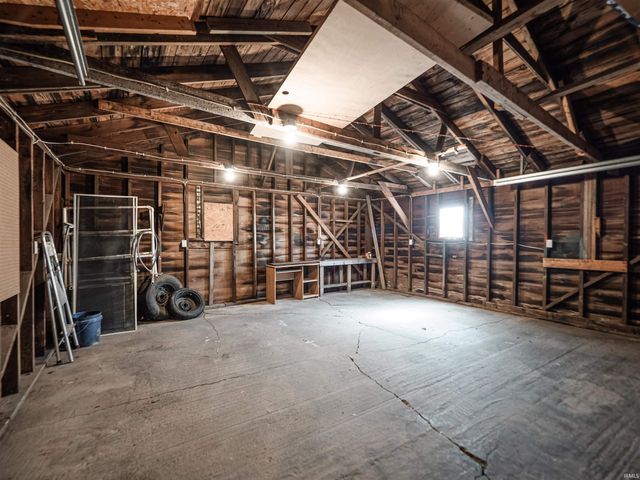 222 Kenmore Drive, Evansville, IN 47714