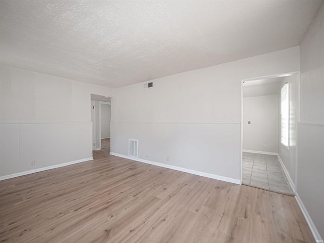 222 Kenmore Drive, Evansville, IN 47714