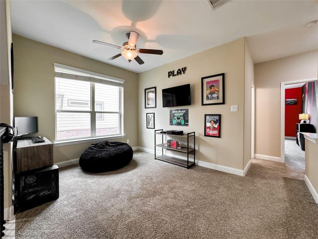 717 Via Lago, Webster, TX 77598