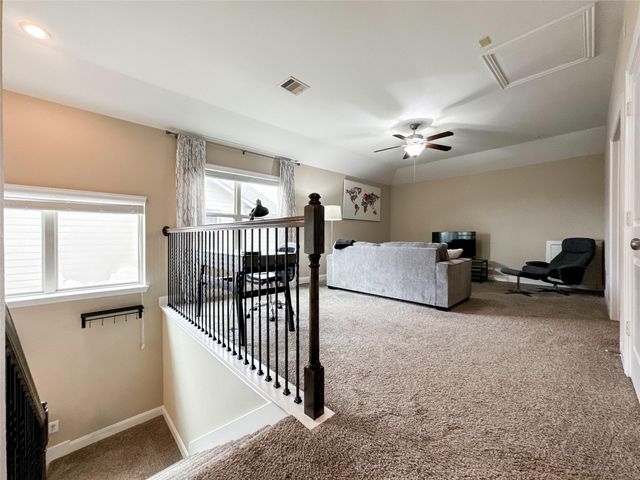 717 Via Lago, Webster, TX 77598