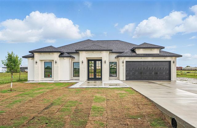105 Lawson St, Mabank, TX 75147