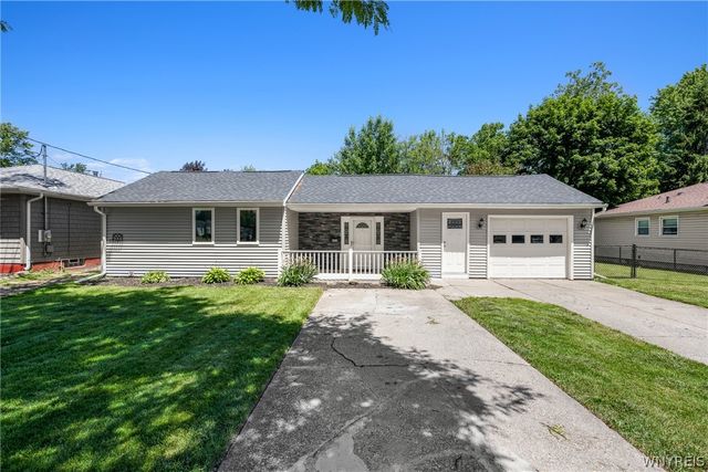 405 Warner Avenue, North Tonawanda, NY 14120