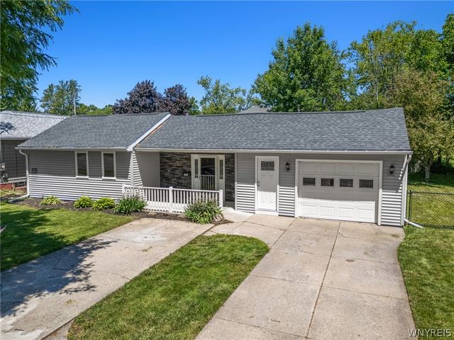 405 Warner Avenue, North Tonawanda, NY 14120
