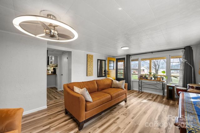 731 Don Felmet Road, Marshall, NC 28753