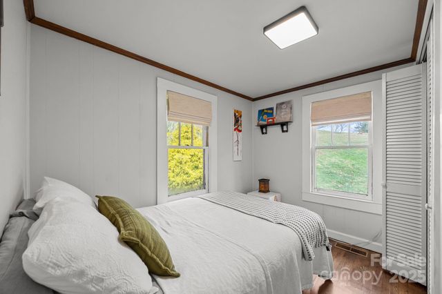 731 Don Felmet Road, Marshall, NC 28753