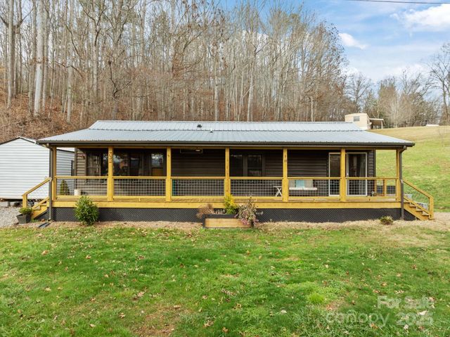 731 Don Felmet Road, Marshall, NC 28753