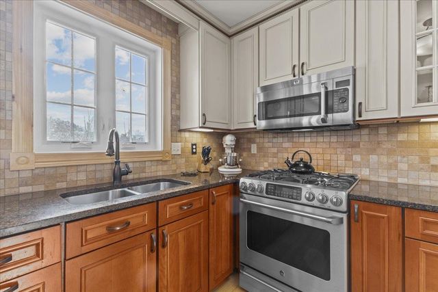 286 Harbor View Drive, St. Albans Town, VT 05478