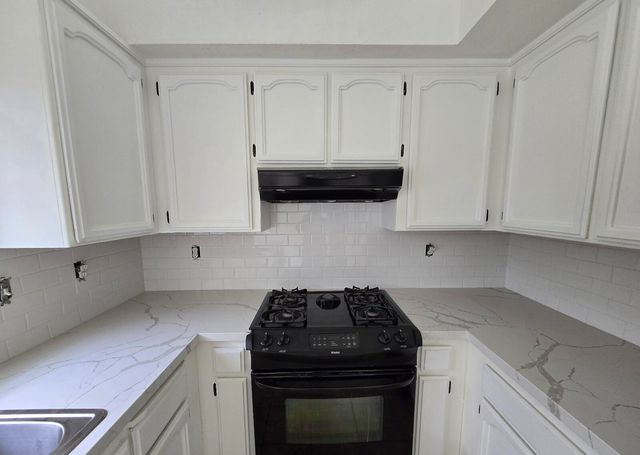 454 Alamine Drive, Redding, CA 96003