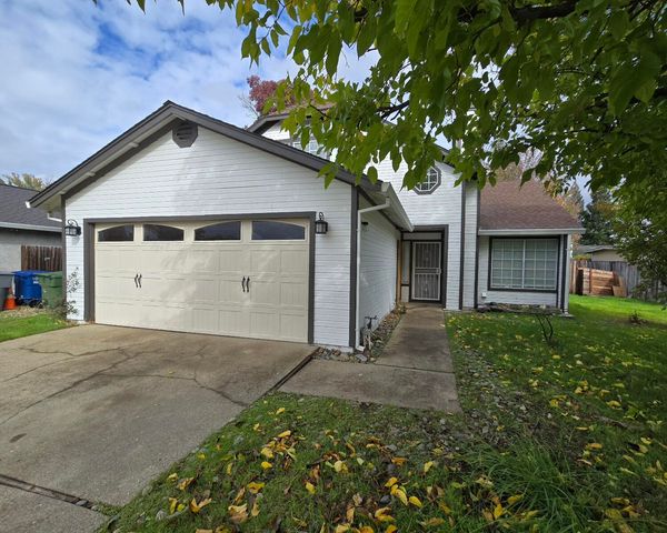 454 Alamine Drive, Redding, CA 96003