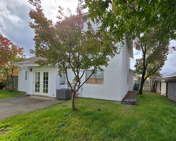 454 Alamine Drive, Redding, CA 96003