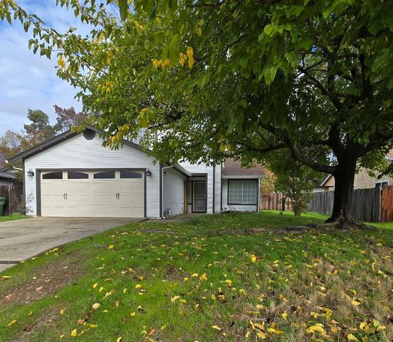 454 Alamine Drive, Redding, CA 96003