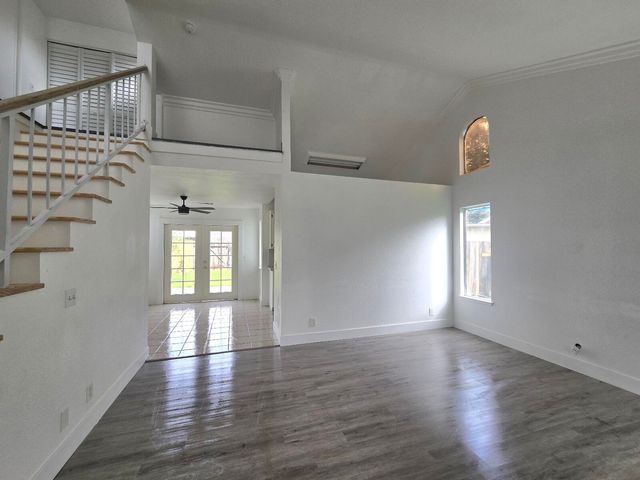 454 Alamine Drive, Redding, CA 96003