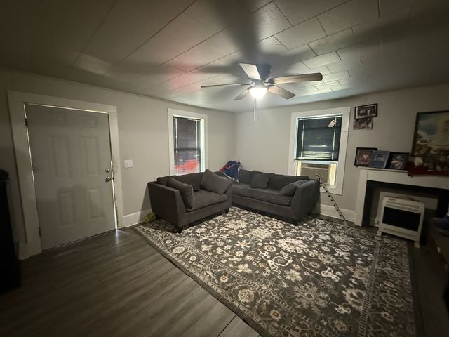 244 E Cedar St, Shelbyville, TN 37160