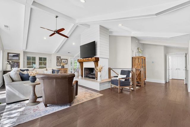 302 65th Ave. N, Myrtle Beach, SC 29577