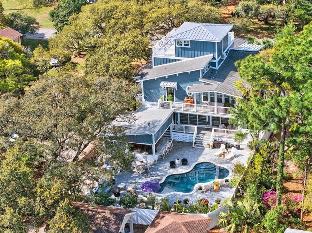 302 65th Ave. N, Myrtle Beach, SC 29577