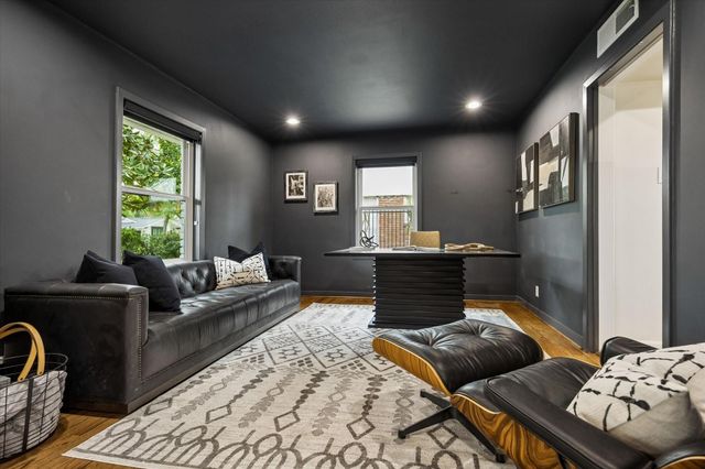 5656 Piping Rock Lane, Houston, TX 77056