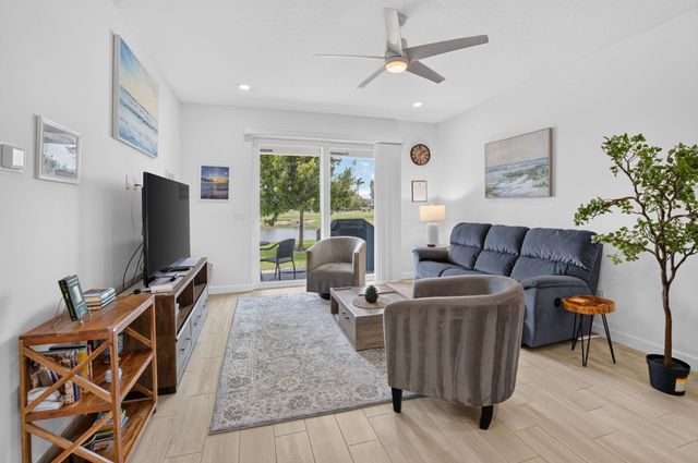 13705 Night Sky Place, Delray Beach, FL 33484