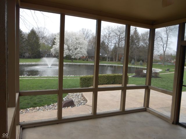 6712 Forrest Commons Boulevard, Indianapolis, IN 46227