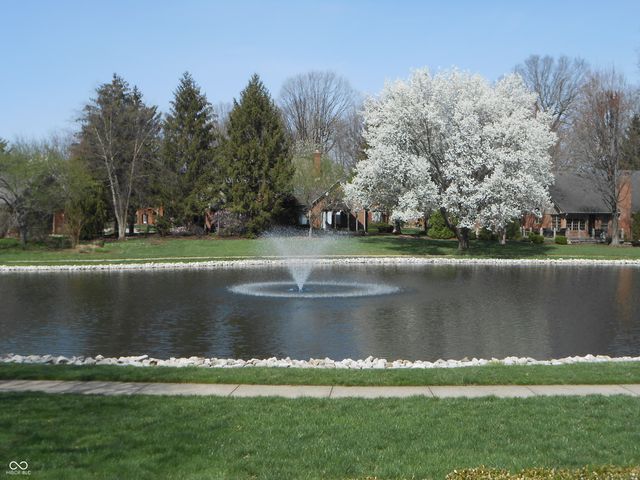 6712 Forrest Commons Boulevard, Indianapolis, IN 46227