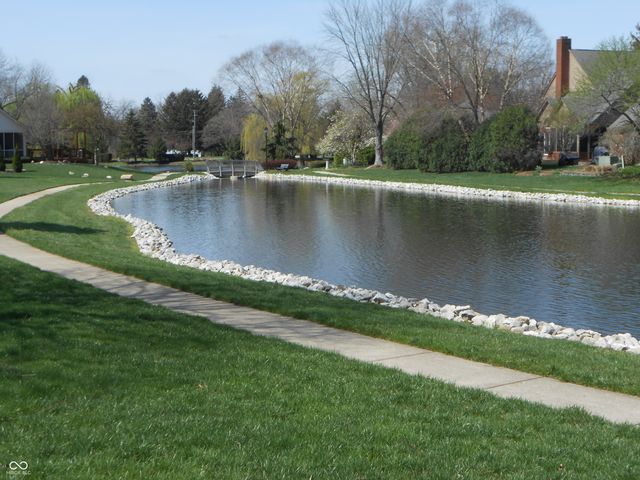 6712 Forrest Commons Boulevard, Indianapolis, IN 46227