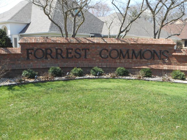 6712 Forrest Commons Boulevard, Indianapolis, IN 46227
