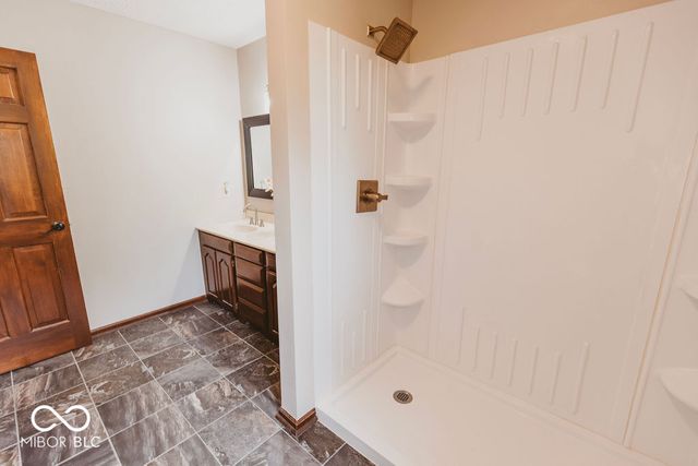 6712 Forrest Commons Boulevard, Indianapolis, IN 46227