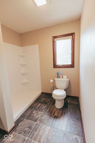 6712 Forrest Commons Boulevard, Indianapolis, IN 46227