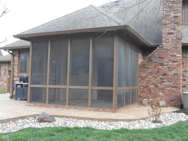 6712 Forrest Commons Boulevard, Indianapolis, IN 46227