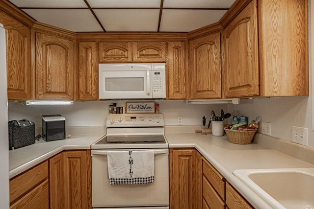 501 Palo Verde Way, Central Point, OR 97502