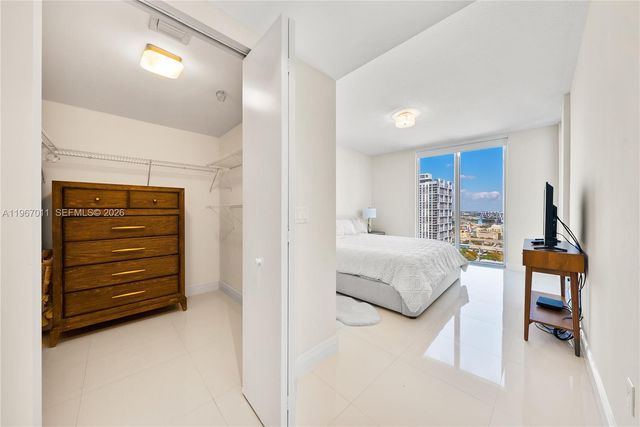 185 SW 7th St 2611, Miami, FL 33130