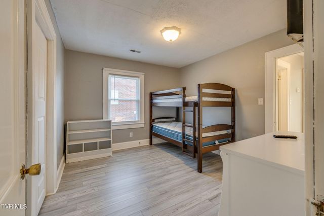 322 Randolph Street, Bristol, VA 24201