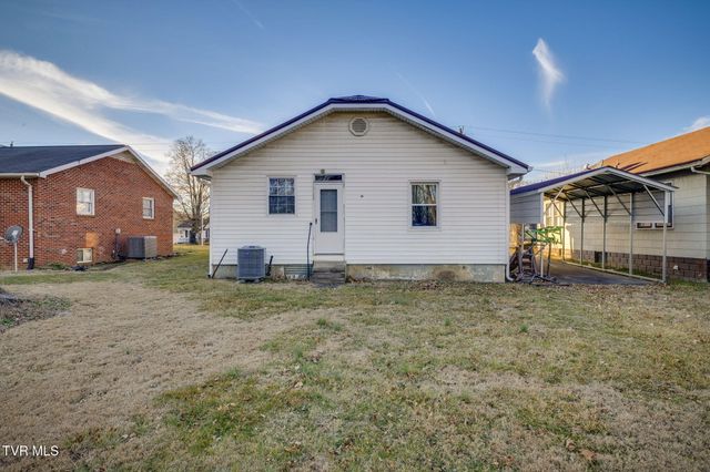 322 Randolph Street, Bristol, VA 24201