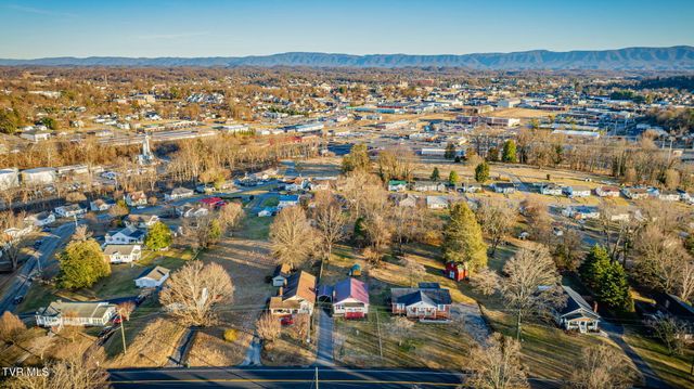 322 Randolph Street, Bristol, VA 24201