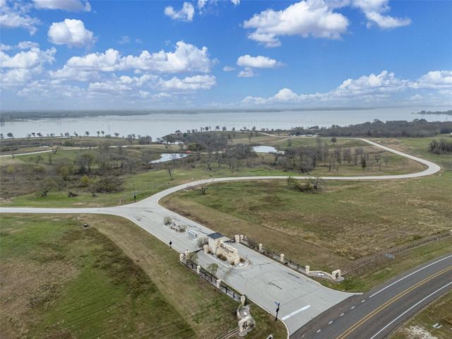 99 Pisgah Crossing, Corsicana, TX 75109