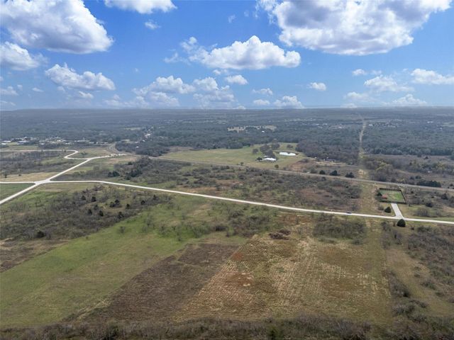 99 Pisgah Crossing, Corsicana, TX 75109
