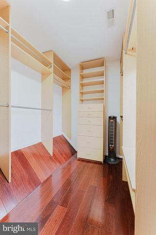 25827 PRIESTERS POND DR, Chantilly, VA 20152