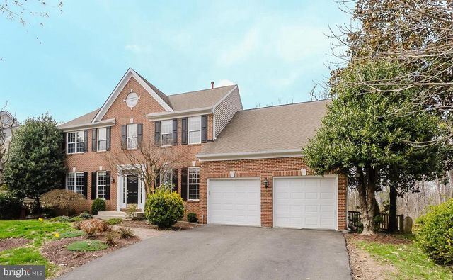 25827 PRIESTERS POND DR, Chantilly, VA 20152