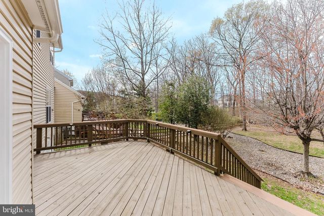 25827 PRIESTERS POND DR, Chantilly, VA 20152