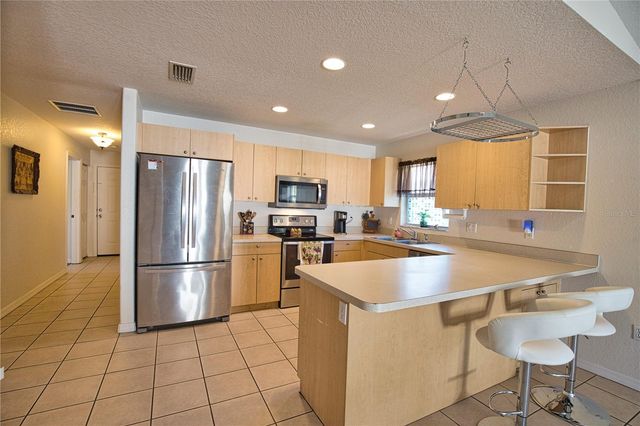 405 RAVENNA STREET S, Nokomis, FL 34275
