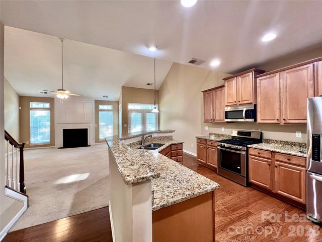 10707 Fred Gutt Drive, Charlotte, NC 28270