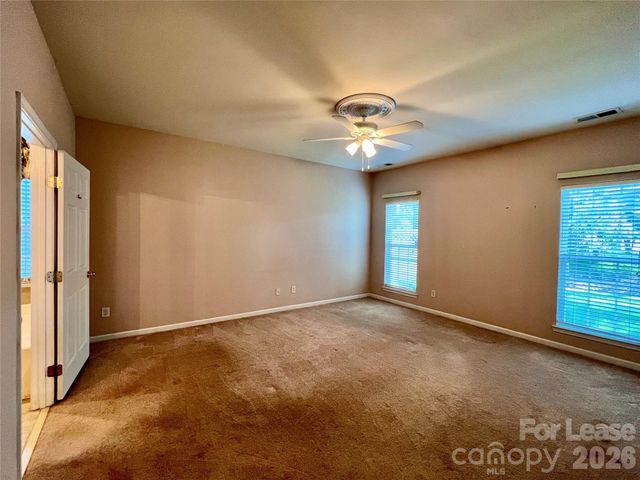 10707 Fred Gutt Drive, Charlotte, NC 28270