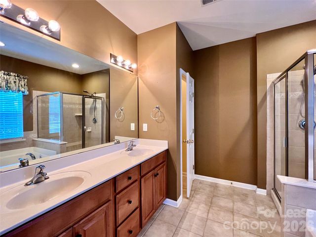 10707 Fred Gutt Drive, Charlotte, NC 28270