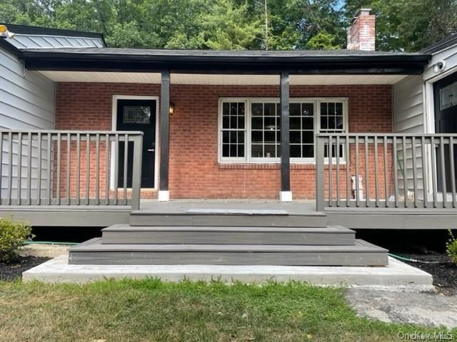 126 Roselawn Road, Highland Mills, NY 10930