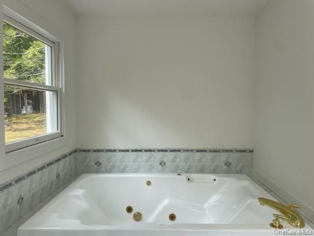 126 Roselawn Road, Highland Mills, NY 10930