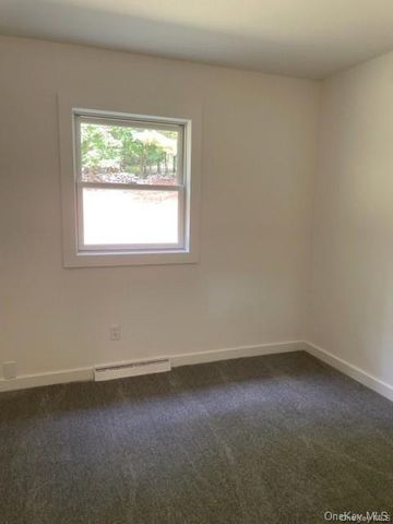 126 Roselawn Road, Highland Mills, NY 10930