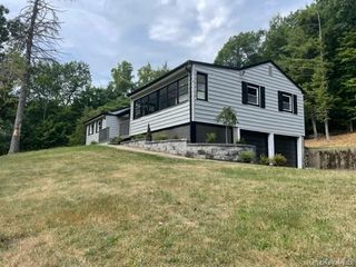 126 Roselawn Road, Highland Mills, NY 10930