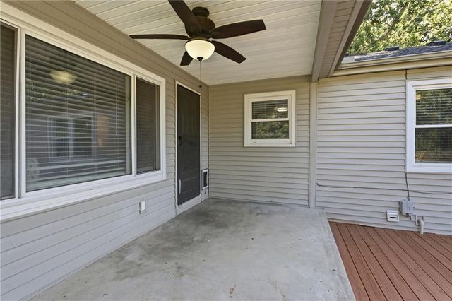 6700 Crisp Avenue, Raytown, MO 64133