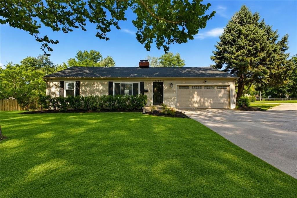 6700 Crisp Avenue, Raytown, MO 64133