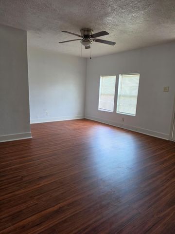 6318 Sayers Street, Houston, TX 77026