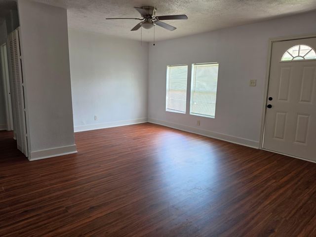 6318 Sayers Street, Houston, TX 77026